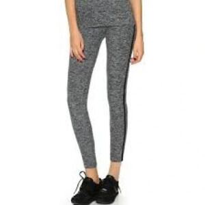 Beyond Yoga Grey Spacedye 7/8 Leggings with Black Track Stripe Women’s XS